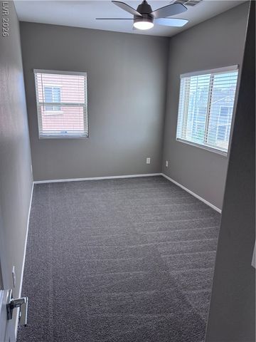4133 Walnut Star Lane, Las Vegas, NV 89115