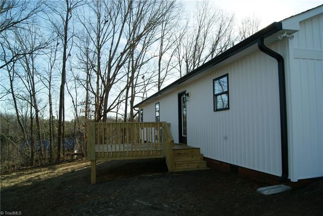 480 Watford Road, Thomasville, NC 27360