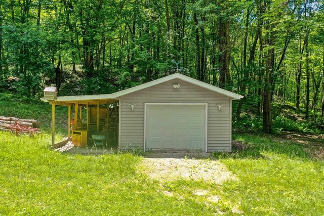 E559 INDIAN VALLEY ROAD, Waupaca, WI 54981