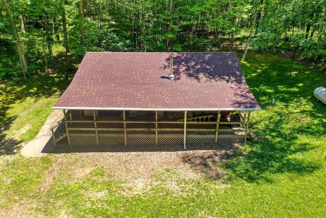 E559 INDIAN VALLEY ROAD, Waupaca, WI 54981