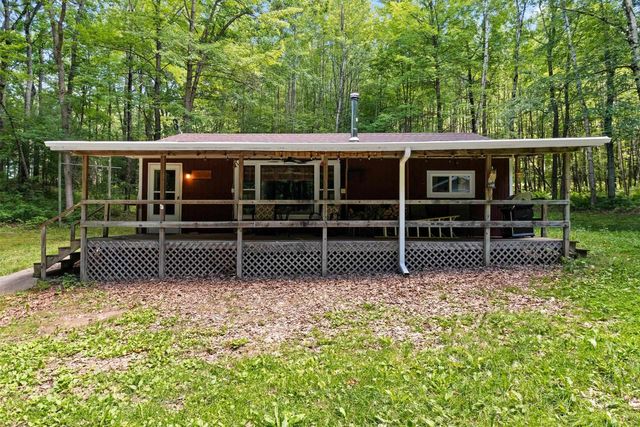 E559 INDIAN VALLEY ROAD, Waupaca, WI 54981