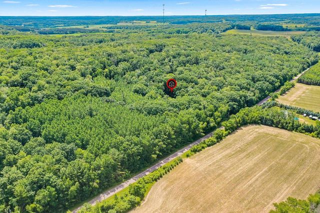 E559 INDIAN VALLEY ROAD, Waupaca, WI 54981