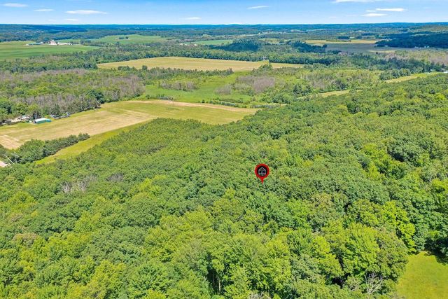 E559 INDIAN VALLEY ROAD, Waupaca, WI 54981