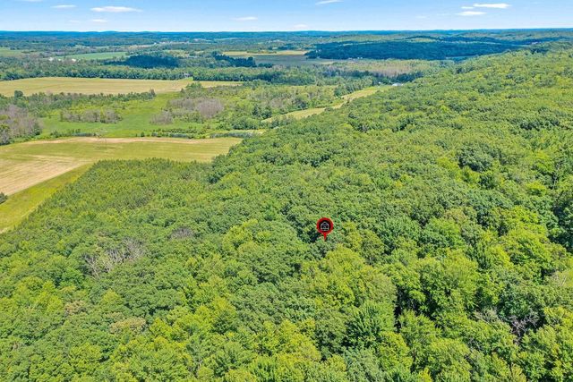 E559 INDIAN VALLEY ROAD, Waupaca, WI 54981