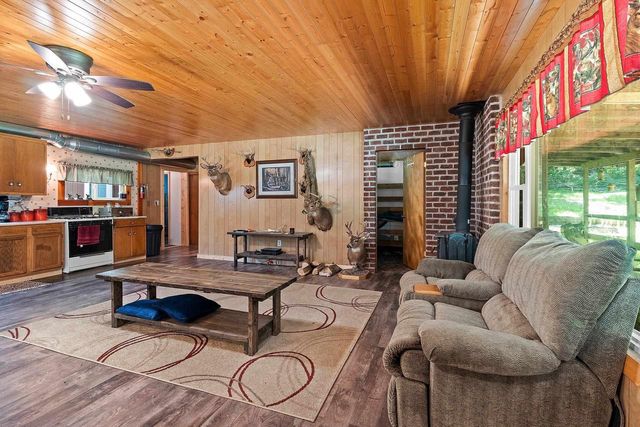 E559 INDIAN VALLEY ROAD, Waupaca, WI 54981