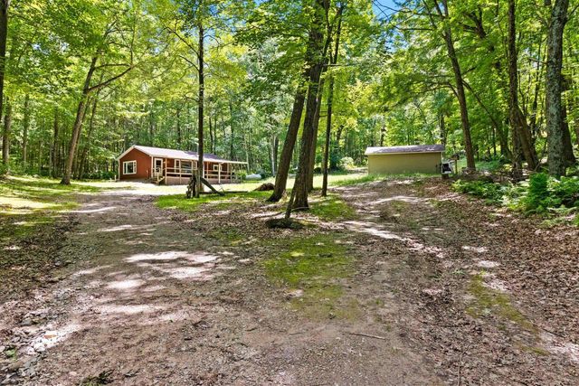 E559 INDIAN VALLEY ROAD, Waupaca, WI 54981