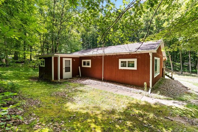 E559 INDIAN VALLEY ROAD, Waupaca, WI 54981
