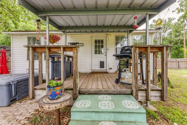 12490 Deeds Court, Azle, TX 76020