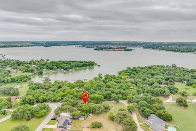 12490 Deeds Court, Azle, TX 76020