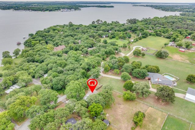 12490 Deeds Court, Azle, TX 76020