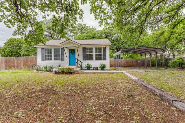 12490 Deeds Court, Azle, TX 76020