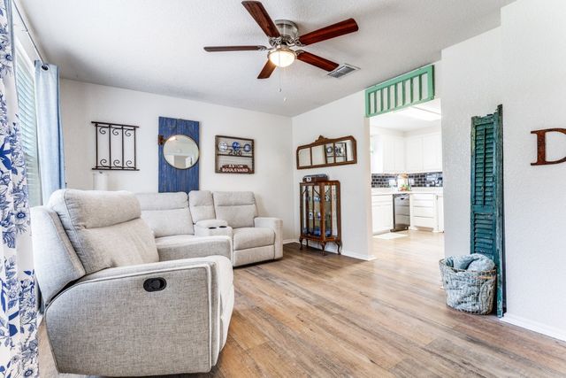 12490 Deeds Court, Azle, TX 76020