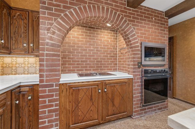 13121 E Killenwood Drive, Wichita, KS 67230