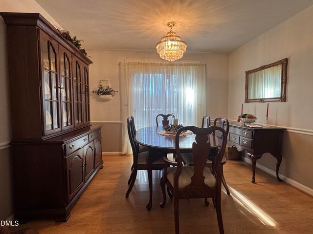 807 Palmetto Drive, Cary, NC 27511