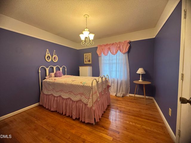 807 Palmetto Drive, Cary, NC 27511