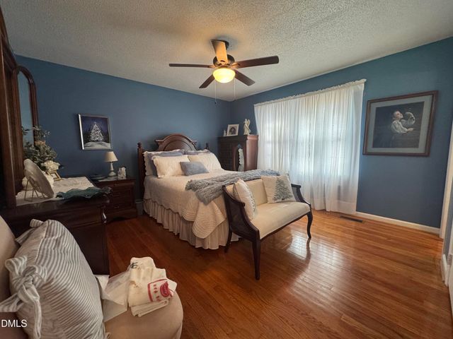 807 Palmetto Drive, Cary, NC 27511