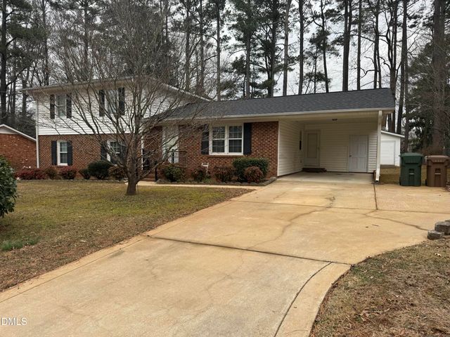 807 Palmetto Drive, Cary, NC 27511