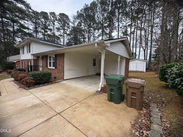 807 Palmetto Drive, Cary, NC 27511