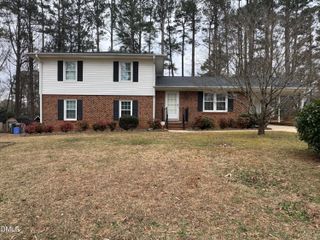 807 Palmetto Drive, Cary, NC 27511