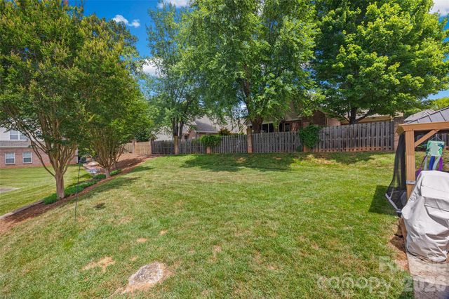 1220 Mcgill Pond Lane, Rock Hill, SC 29732