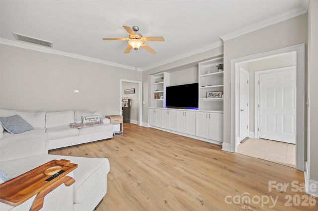 1220 Mcgill Pond Lane, Rock Hill, SC 29732