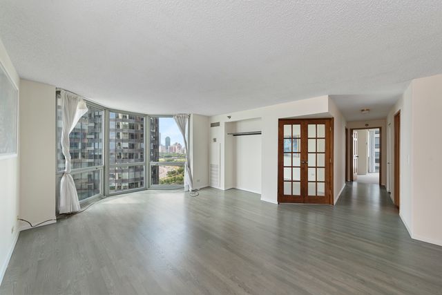 195 N Harbor Drive 1606, Chicago, IL 60601