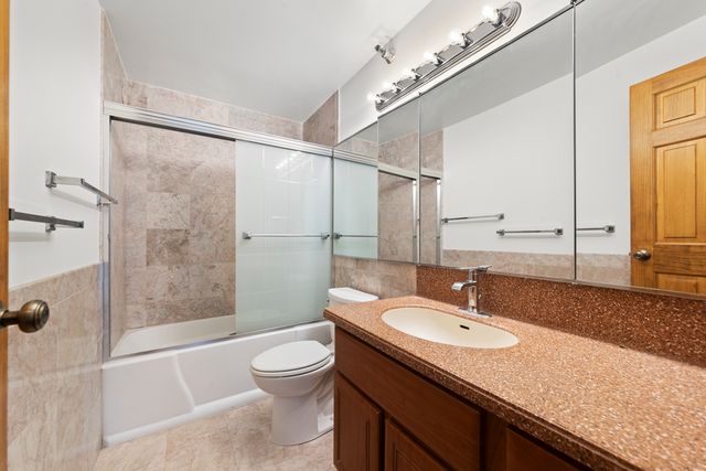 195 N Harbor Drive 1606, Chicago, IL 60601