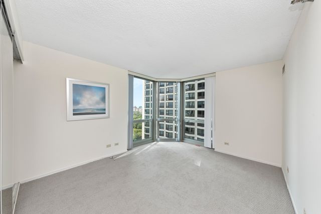 195 N Harbor Drive 1606, Chicago, IL 60601