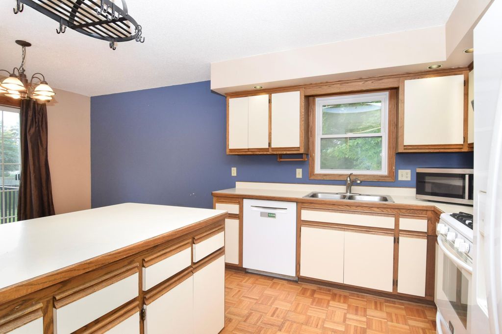 5466 Otter View Court, White Bear Lake, MN 55110 — photo 4