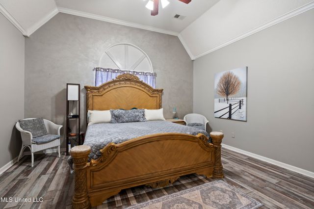 8040 Hunt Club Cove, Olive Branch, MS 38654