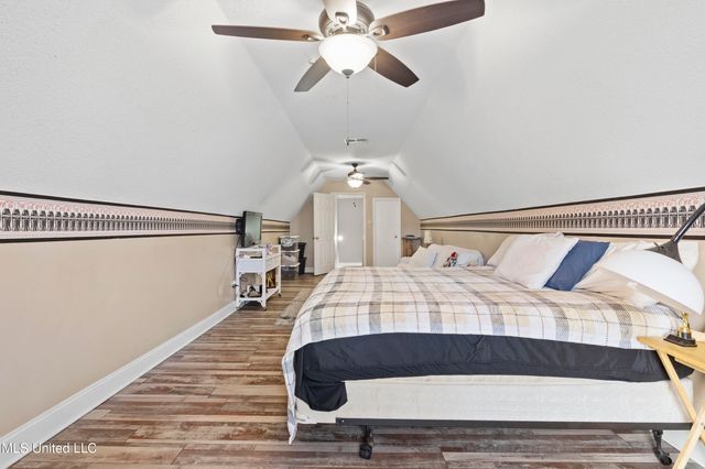 8040 Hunt Club Cove, Olive Branch, MS 38654