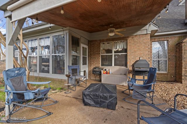 8040 Hunt Club Cove, Olive Branch, MS 38654