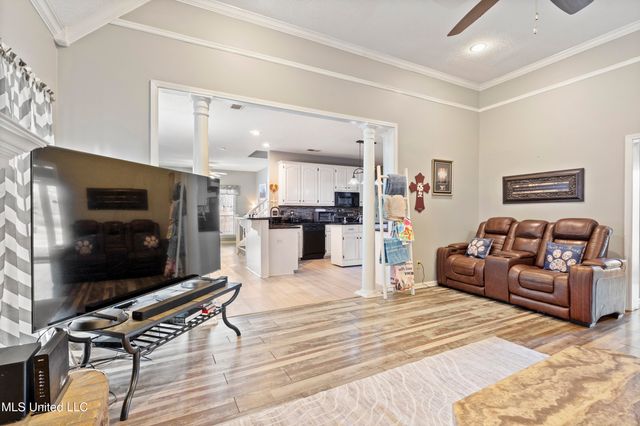 8040 Hunt Club Cove, Olive Branch, MS 38654