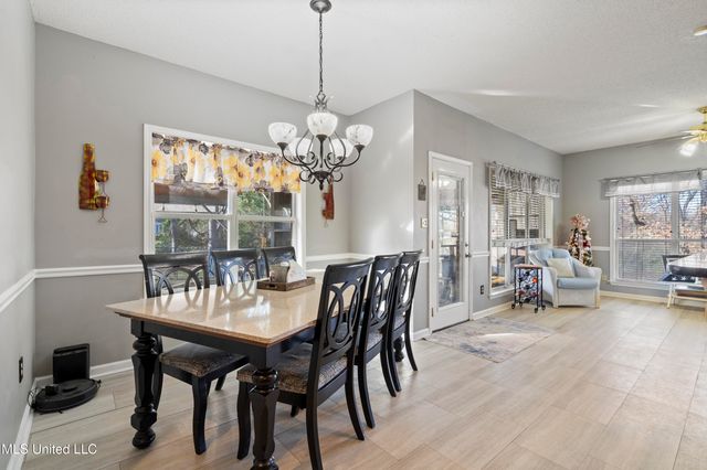 8040 Hunt Club Cove, Olive Branch, MS 38654