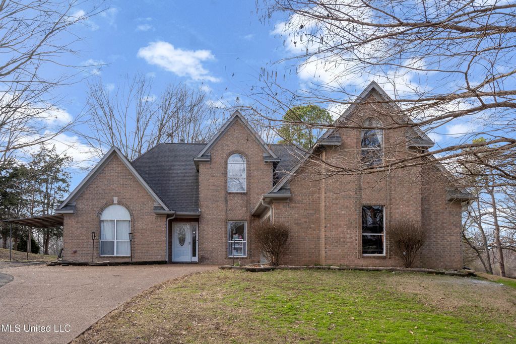 8040 Hunt Club Cove, Olive Branch, MS 38654