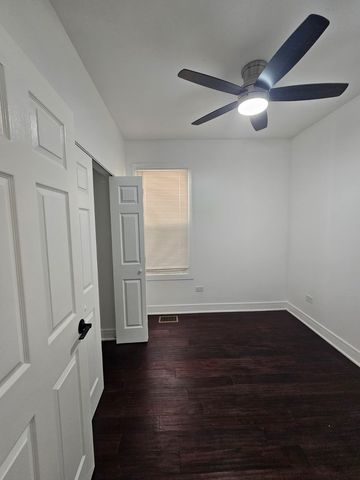 7832 S Evans Avenue, Chicago, IL 60619