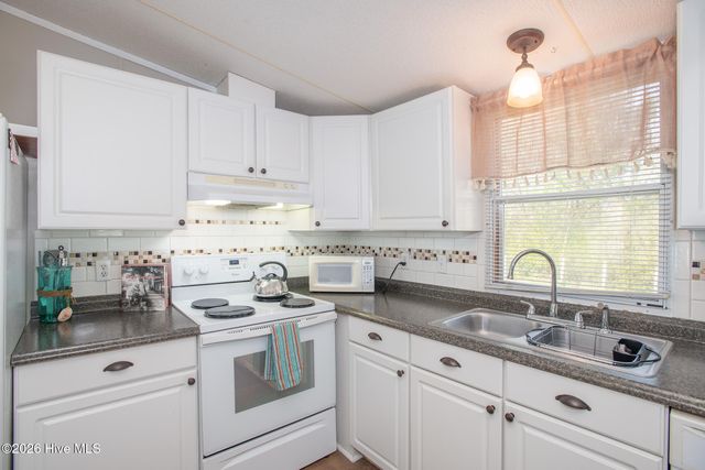 290 Broad Creek Loop Road, Newport, NC 28570