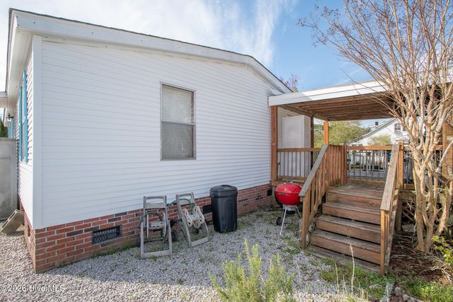 290 Broad Creek Loop Road, Newport, NC 28570