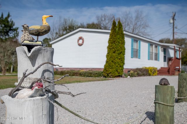 290 Broad Creek Loop Road, Newport, NC 28570