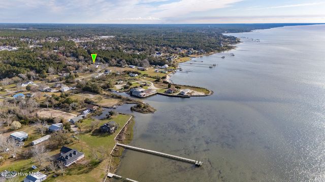 290 Broad Creek Loop Road, Newport, NC 28570