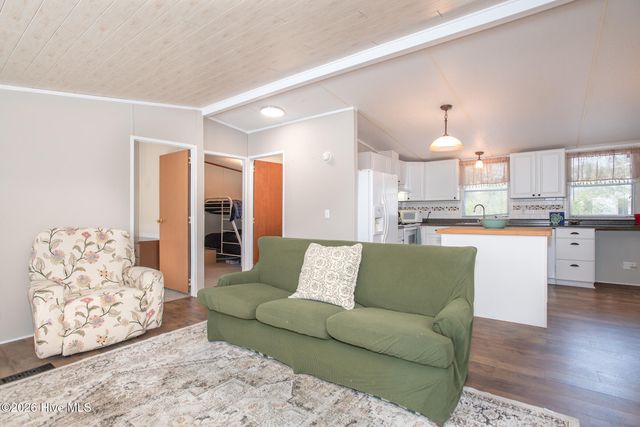 290 Broad Creek Loop Road, Newport, NC 28570