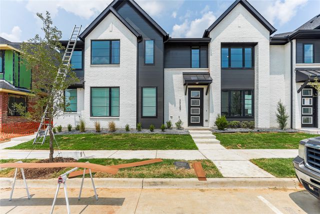 7725 Reis Lane, North Richland Hills, TX 76182