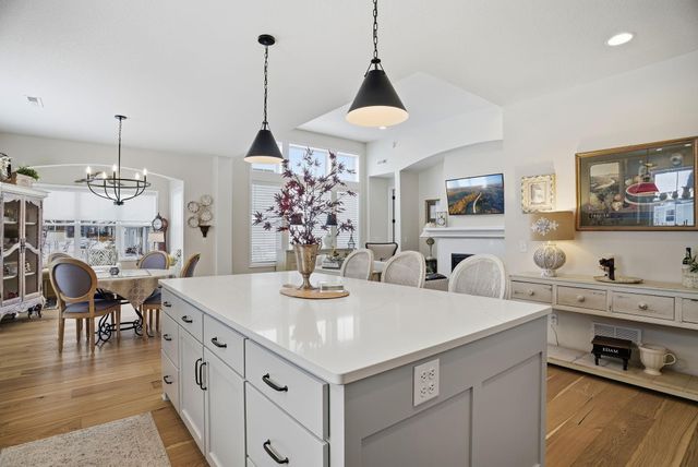 6506 Harvest Way, Chaska, MN 55318