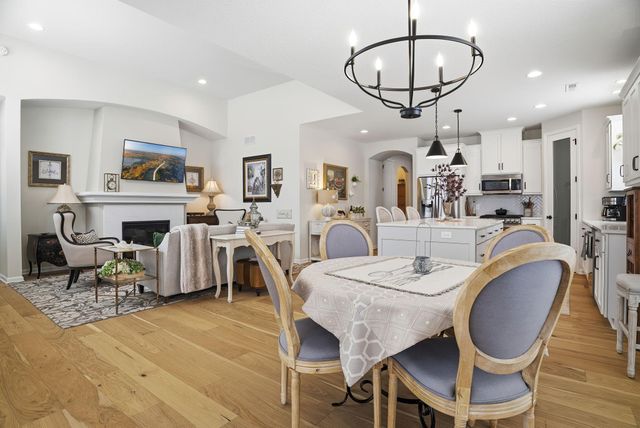 6506 Harvest Way, Chaska, MN 55318