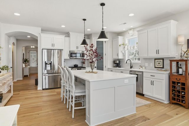 6506 Harvest Way, Chaska, MN 55318