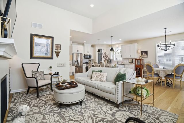 6506 Harvest Way, Chaska, MN 55318