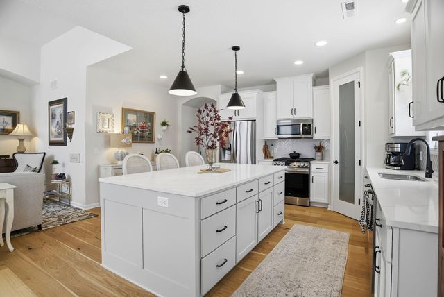 6506 Harvest Way, Chaska, MN 55318