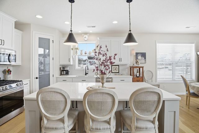 6506 Harvest Way, Chaska, MN 55318