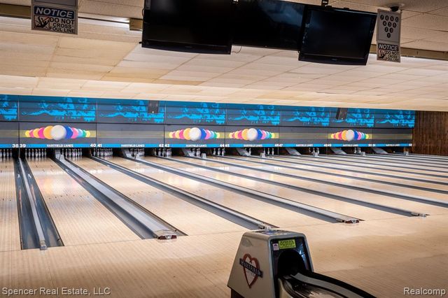 3490 12 Mile Road, Berkley, MI 48072