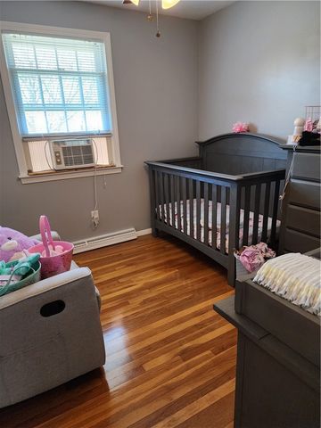 29 Algonquin Drive, Middletown, RI 02842